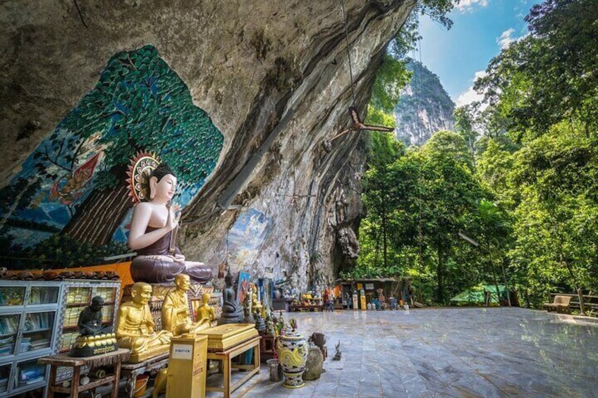 Wat Tum Seua or Tiger Cave Temple
