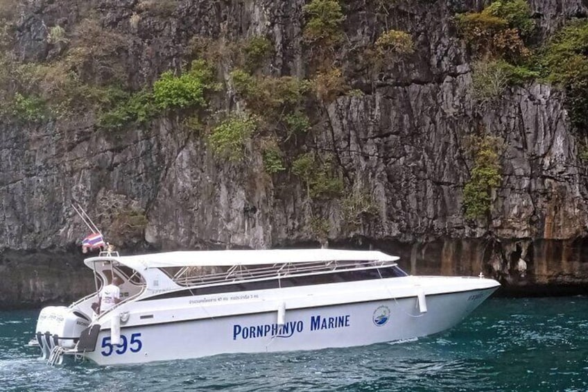 Private Customized Tour to Phi Phi Island