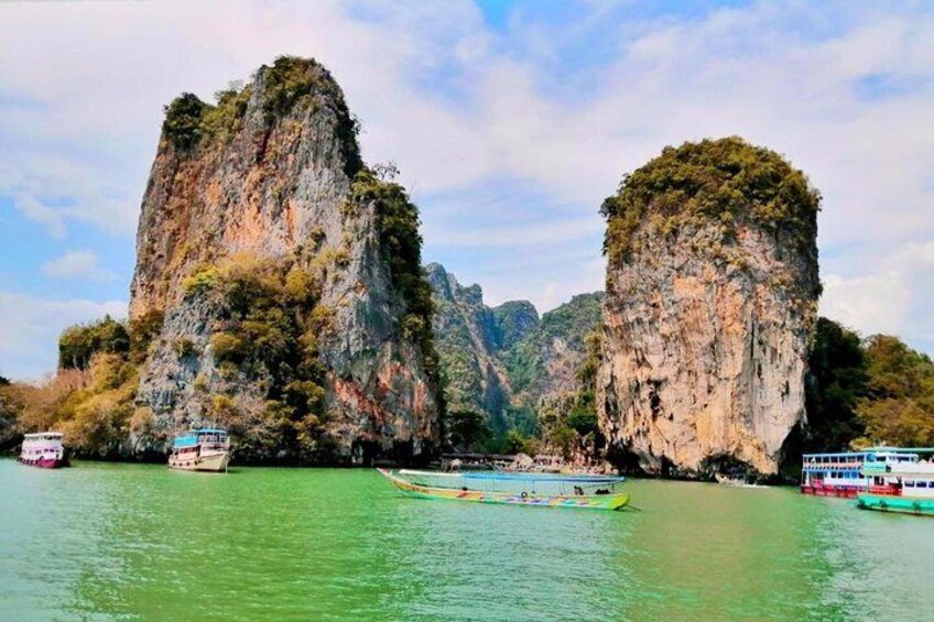 Private Exclusive Speed Boat Tours to Phang Nga Bay