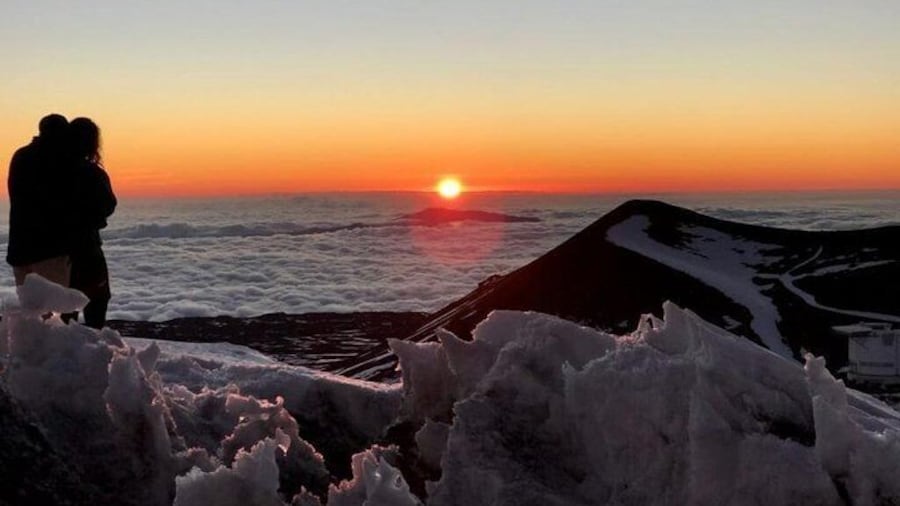 Mauna Kea Arnott's Adventures