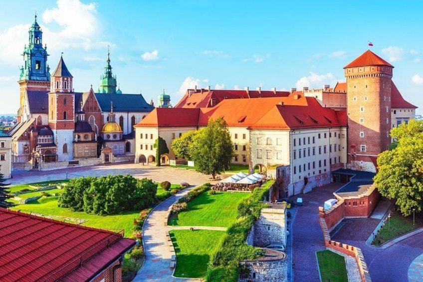 Krakow Skip The Line Wawel Castle and Cathedral Private Guided Tour