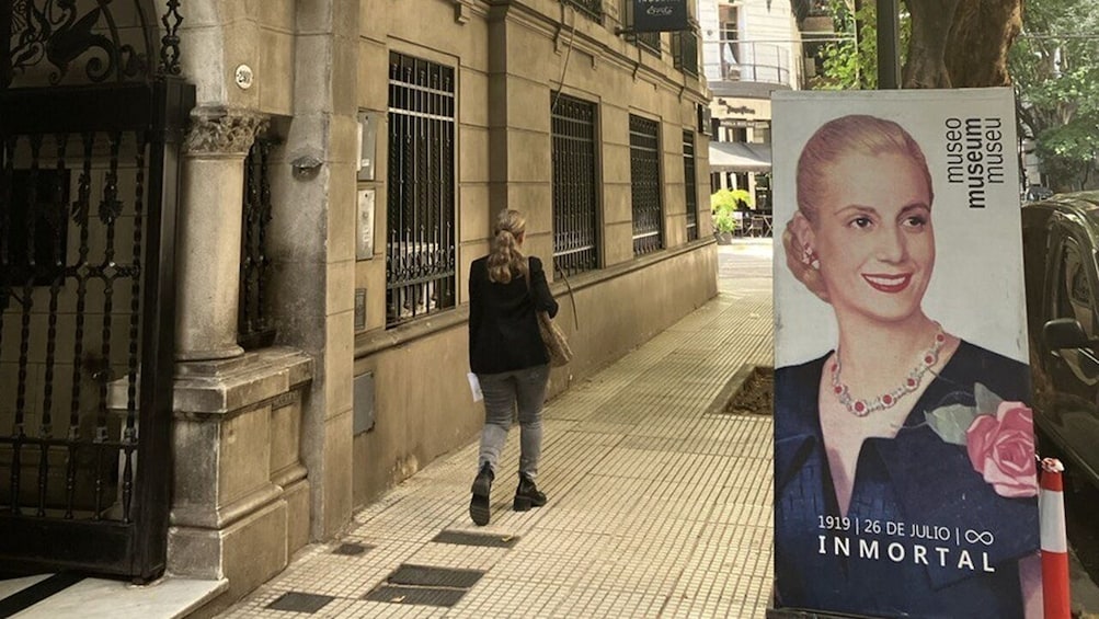 Private Evita & Peronism Customizable Tour