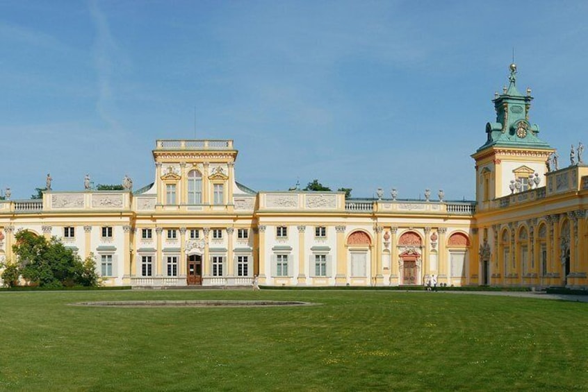 Warsaw: Skip the Line Wilanów Palace and Gardens Private Guided Tour