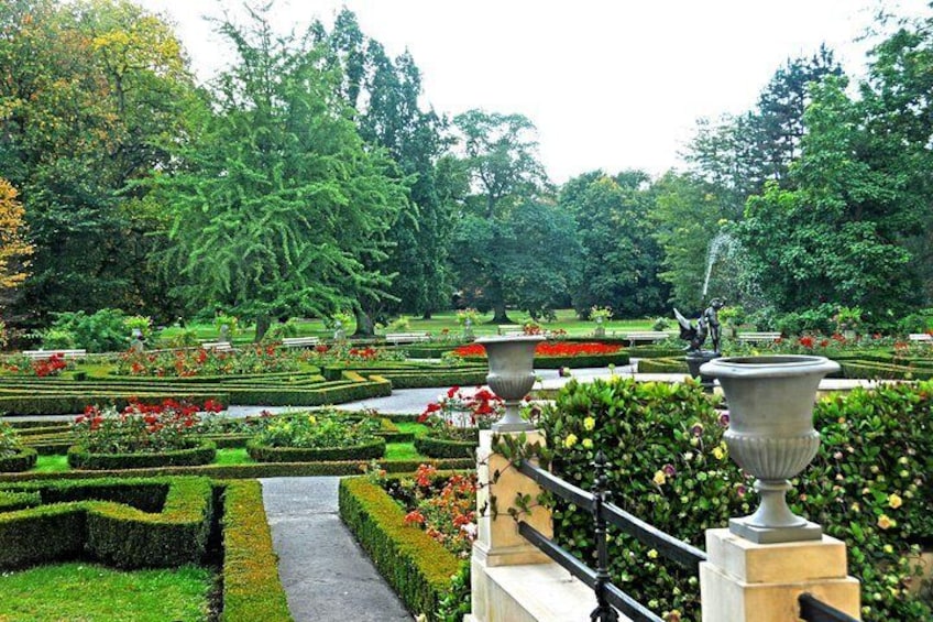 Warsaw: Skip the Line Wilanów Palace and Gardens Private Guided Tour