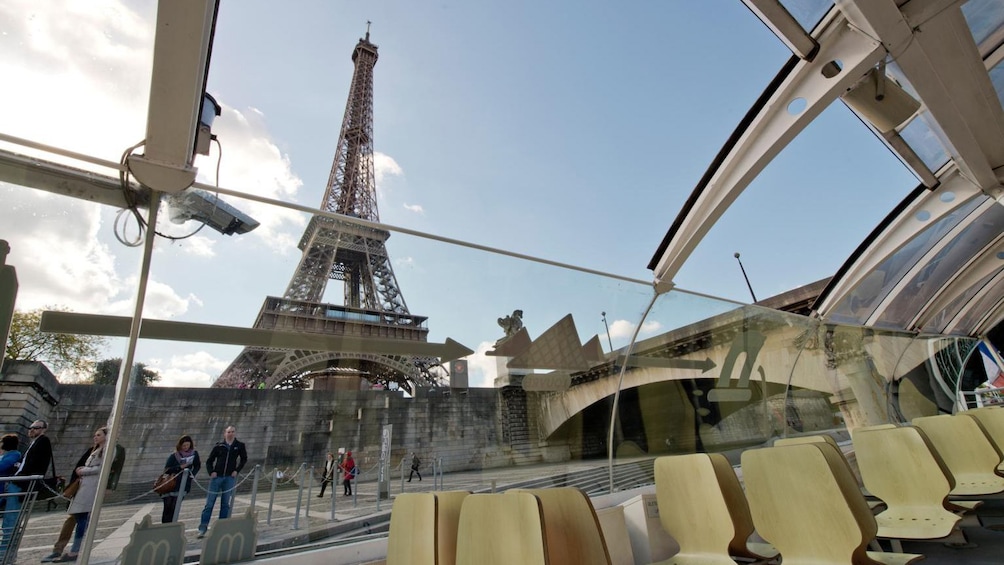 sightseeing boat in paris