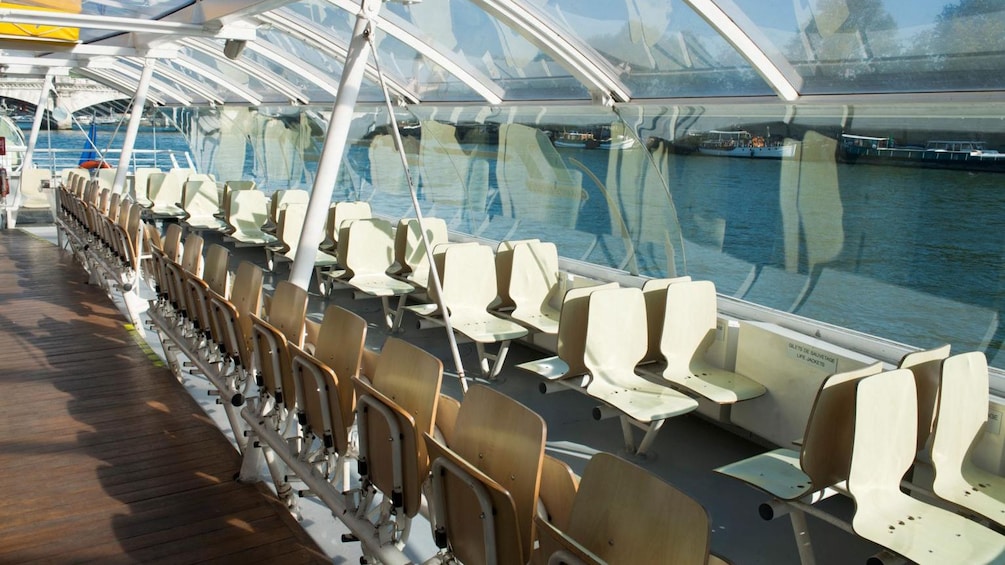 sightseeing boat in paris