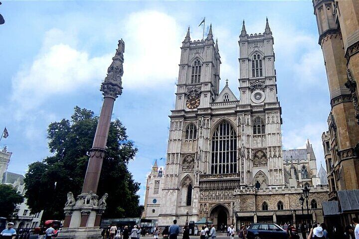 Exploring Tourist Attractions Near Westminster Abbey: Your Complete Guide