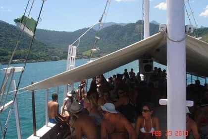 Angra Dos Reis Daily Tour To Paradise. Boat Trip Lunch And Fruits Included