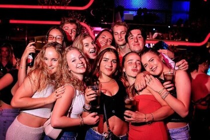 Pub Crawl + Party Night (3 Bars +VIP Entrance to a top Club )