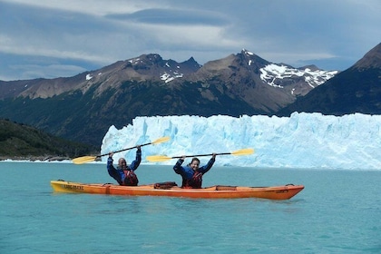 Kayak Experience on the Perito Moreno Glacier