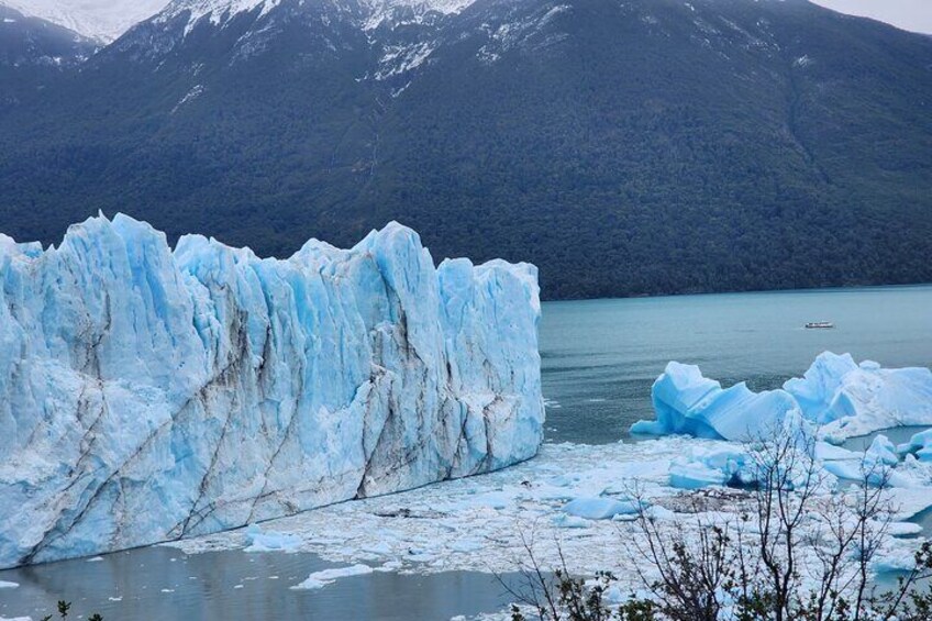 Visit to the footbridges of the Perito Moreno Glacier