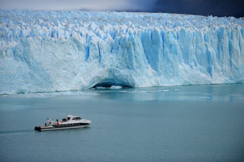 Perito Moreno Glacier Walkway Tour