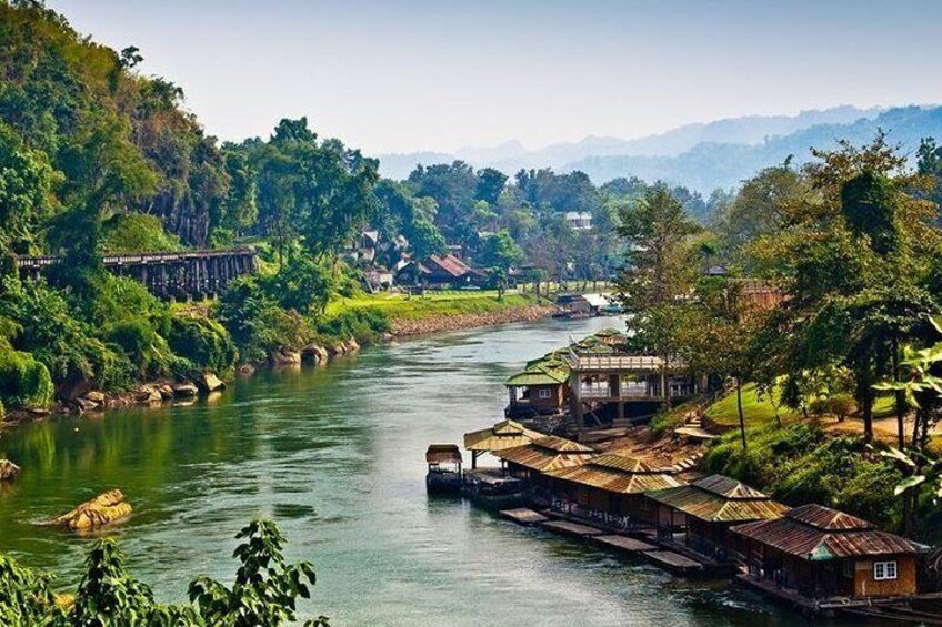 Kanchanaburi, River Kwai, War Museum, Train, PRIVATE lunch with ITA guide