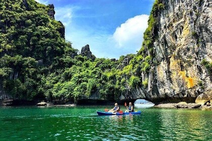 Serenity 1-dags krydstogt (Ha Long, Lan Ha Bay og Cat Ba Island)