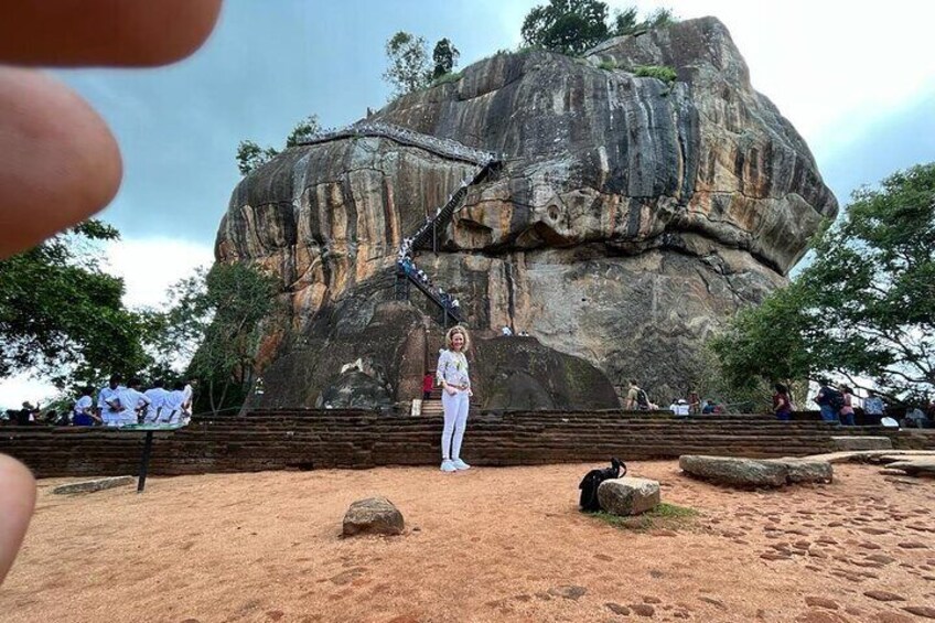 From Colombo/Negombo to Sigiriya, Dambulla Day Trip & Safari