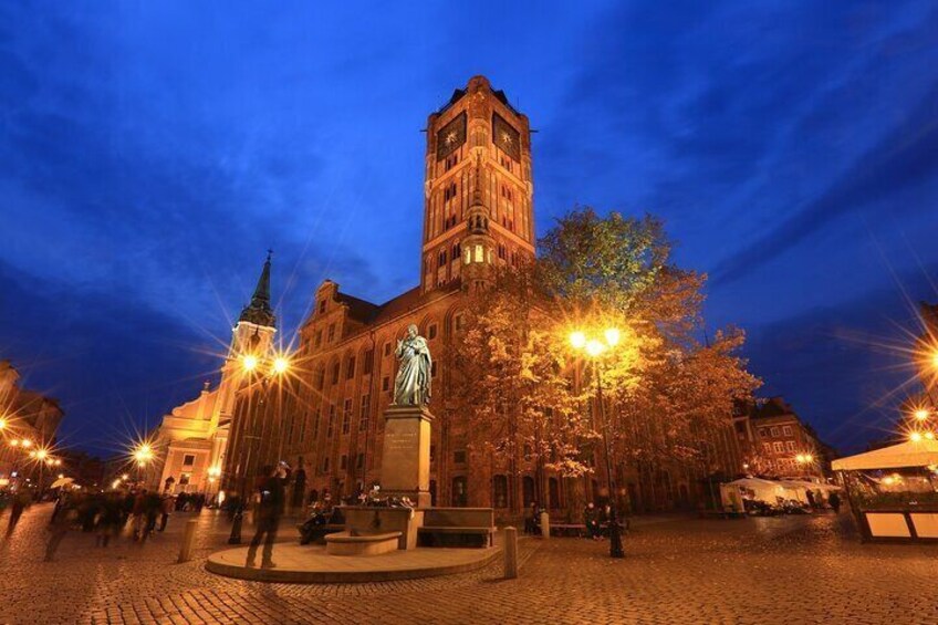 Torun: Old Town Highlights Private Walking Tour