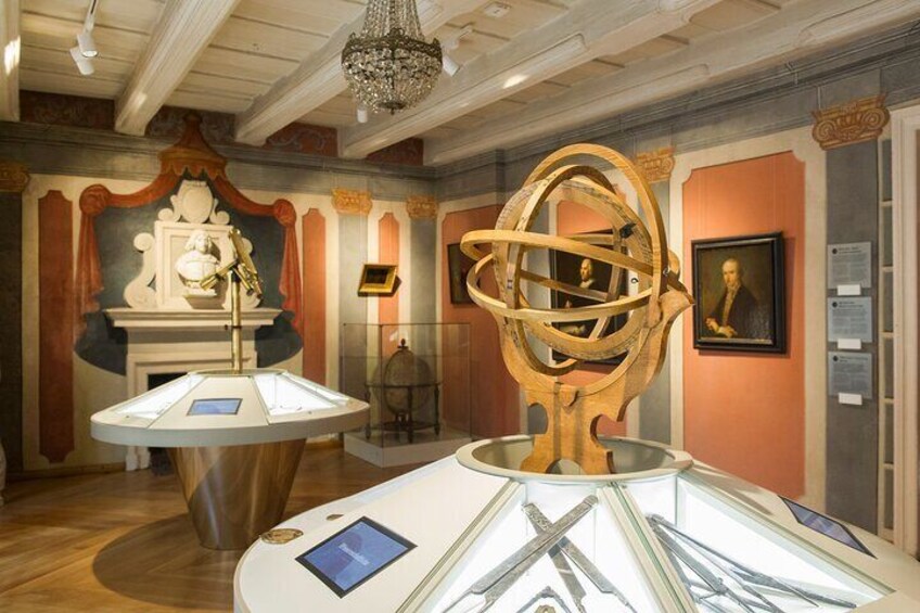 Torun: Old Town Highlights Private Walking Tour