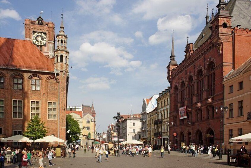 Torun: Living Museum of Gingerbread and Old Town Private Walking Tour