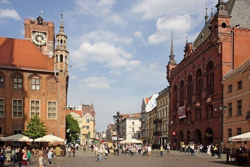 Torun: Living Museum of Gingerbread and Old Town Private Walking Tour