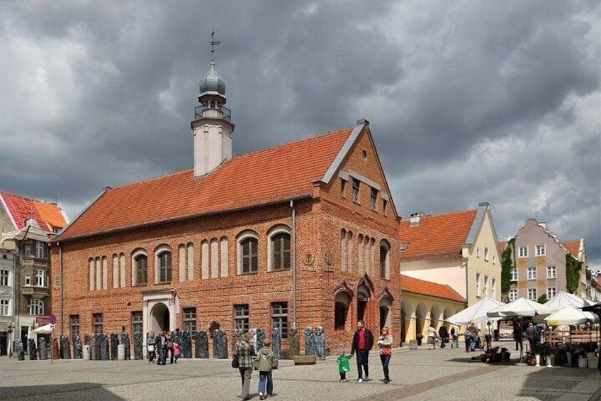 Olsztyn: Old Town Highlights Private Walking Tour