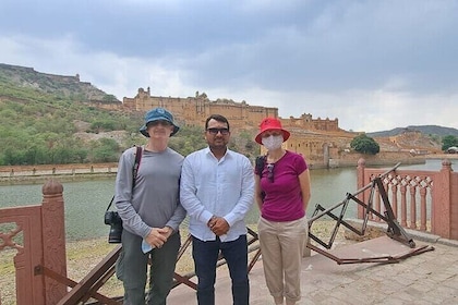 Private 5 Days Tour to Delhi, Agra Taj Mahal, Sariska and Jaipur