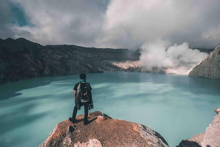 Mount Ijen from Bali 2D1N with homestay and Transport