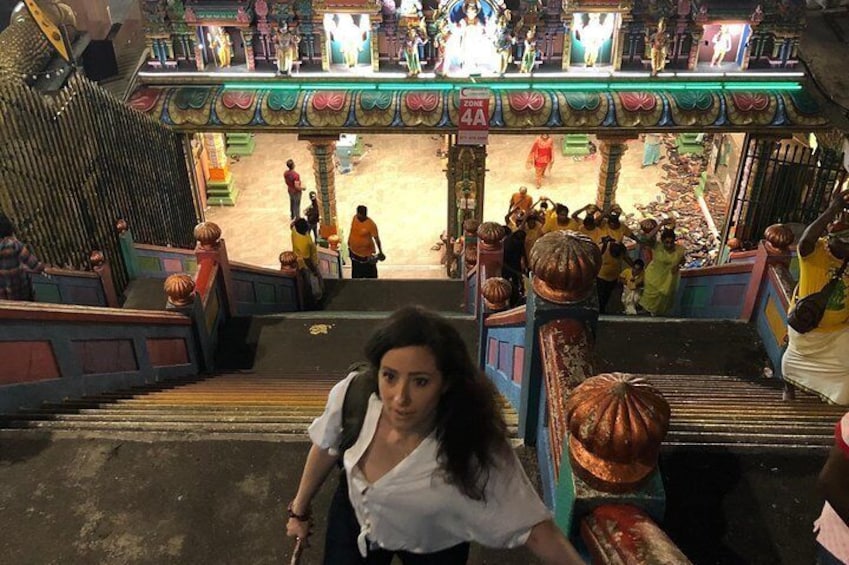 Fair Flies, Selayang Hot Spring, Batu Caves tour with Dinner