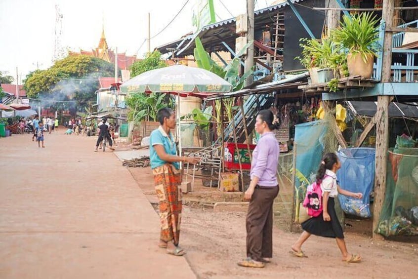Kompong pluk floating village