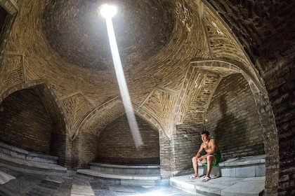 Bukhara Traditional Men's Hammam / Bath XVI Century