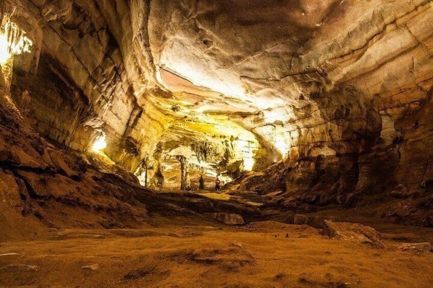 Biki cave inside Phong Nha cave