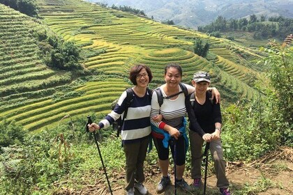 Authentic walking and Homestay in Sapa and transfer by Bus ( 3 days 2 night...