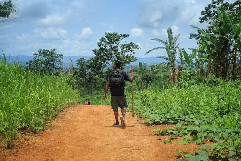 Nafa-Khum Trekking