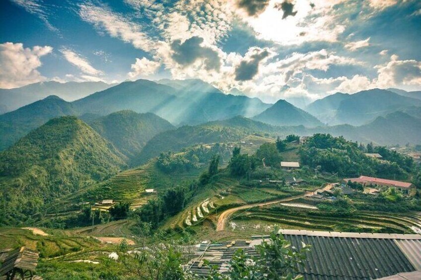 Fansipan Summit - Rooftop of Indochina 2 days 1 night Tour by Bus
