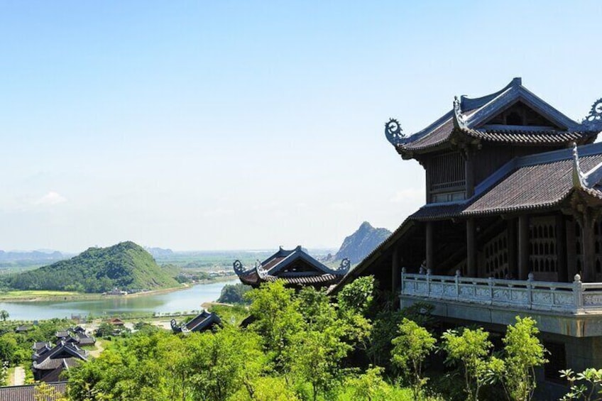 Small Group Ninh Binh Tour : Bai Dinh Trang An Mua Cave Day Tour from Hanoi