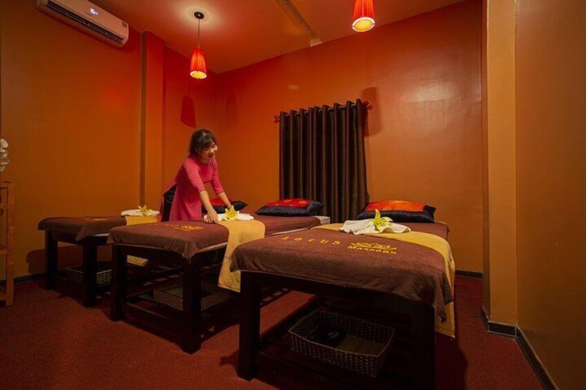 Healing Hot Stone Body Massage 120 mins - Lotus My Khe Danang