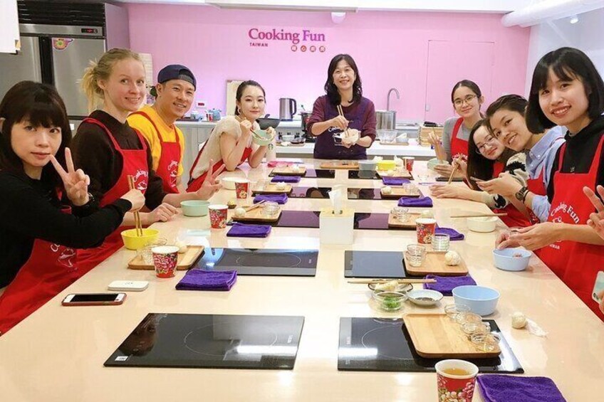 Taiwan Traditional Light Meals Experience -B-, Turnip cake, Pork thick soup, Tofu pudding