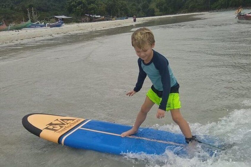 Surfing Lesson Selong Belanak Beach