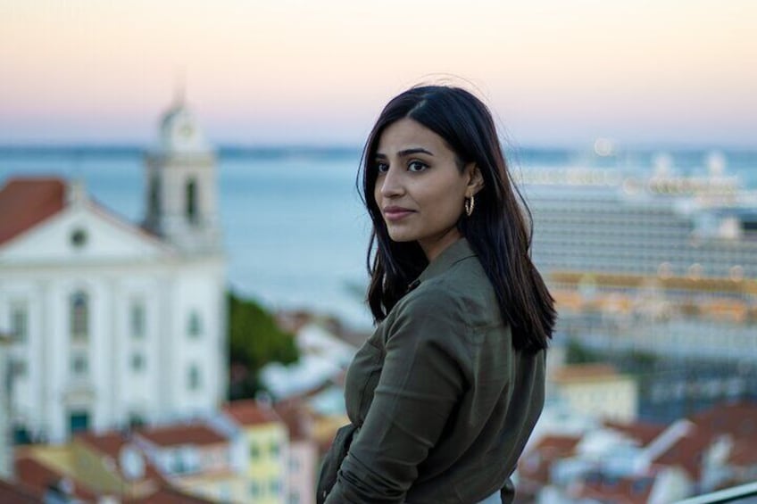 Photo Session with a Local Professional Photographer in Lisbon