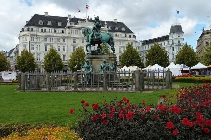 Private Shore Excursion: Highlights of Copenhagen and North Zealand