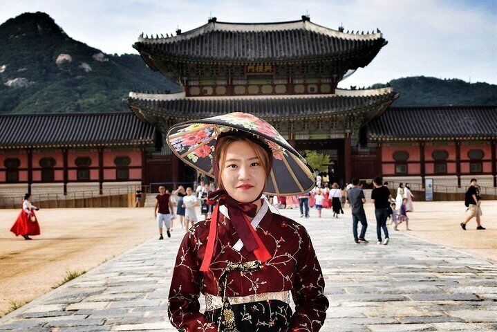 Seoul City Walking Private Tour (3hours)