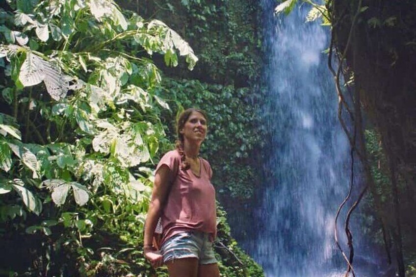 Day Trip Waterfall (Benang Kelambu, Benang Stokel, Sesere)