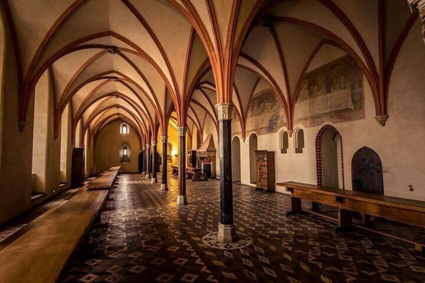 Full-Day Private Guided Tour to Stutthof Concentration Camp and Malbork Castle