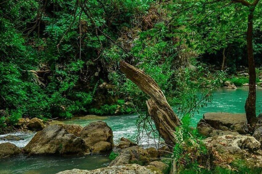 Chouwen Lake