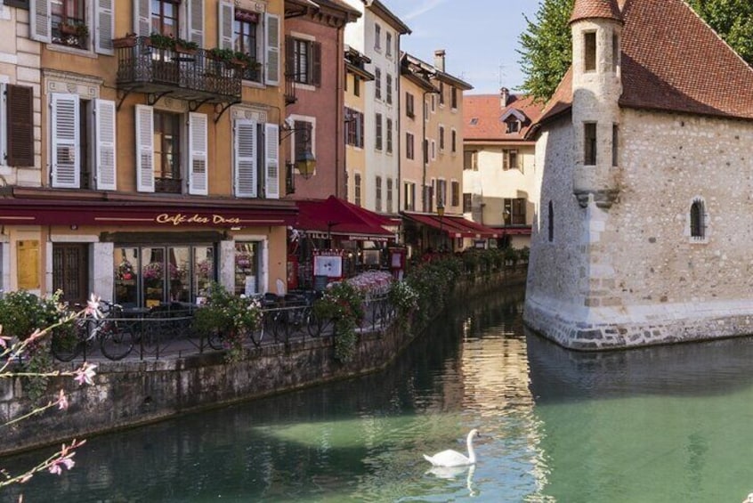 Annecy and Aravis with Private Driver