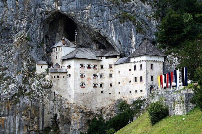 Predjama castle