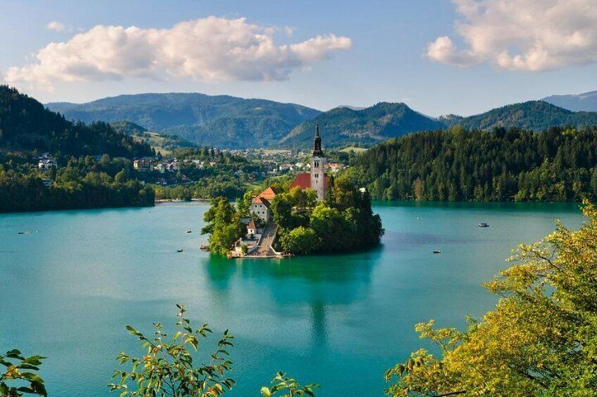 Ljubljana & Lake Bled (up to 8 persons)