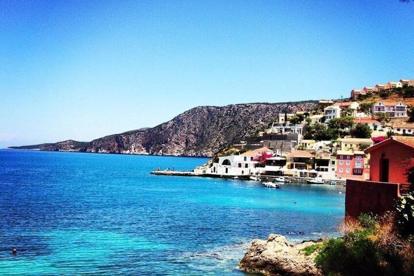 Assos