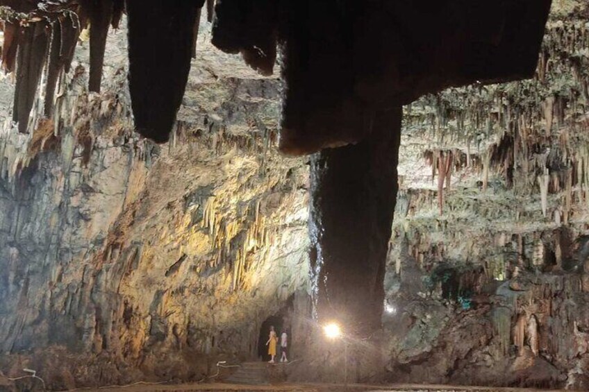 Drogarati cave-Melissani Lake and Antisamos Beach