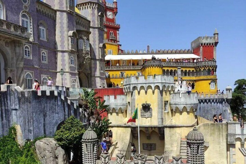 Sintra and Cascais tour, a historical experience through nature
