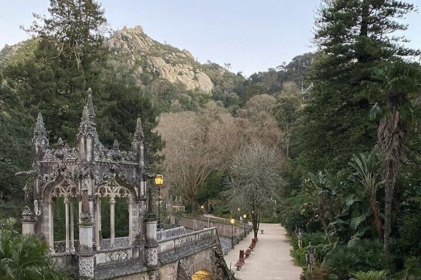 Sintra and Cascais tour, a historical experience through nature